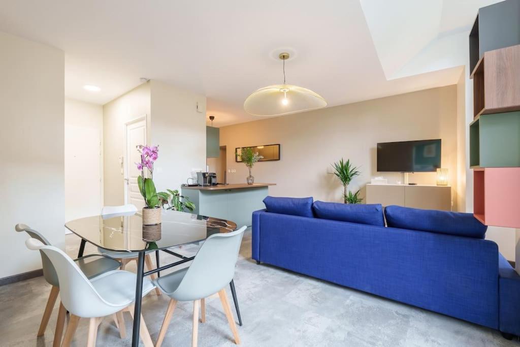 Appartement Lumineux Avec Cour Chaumont  Ngoại thất bức ảnh