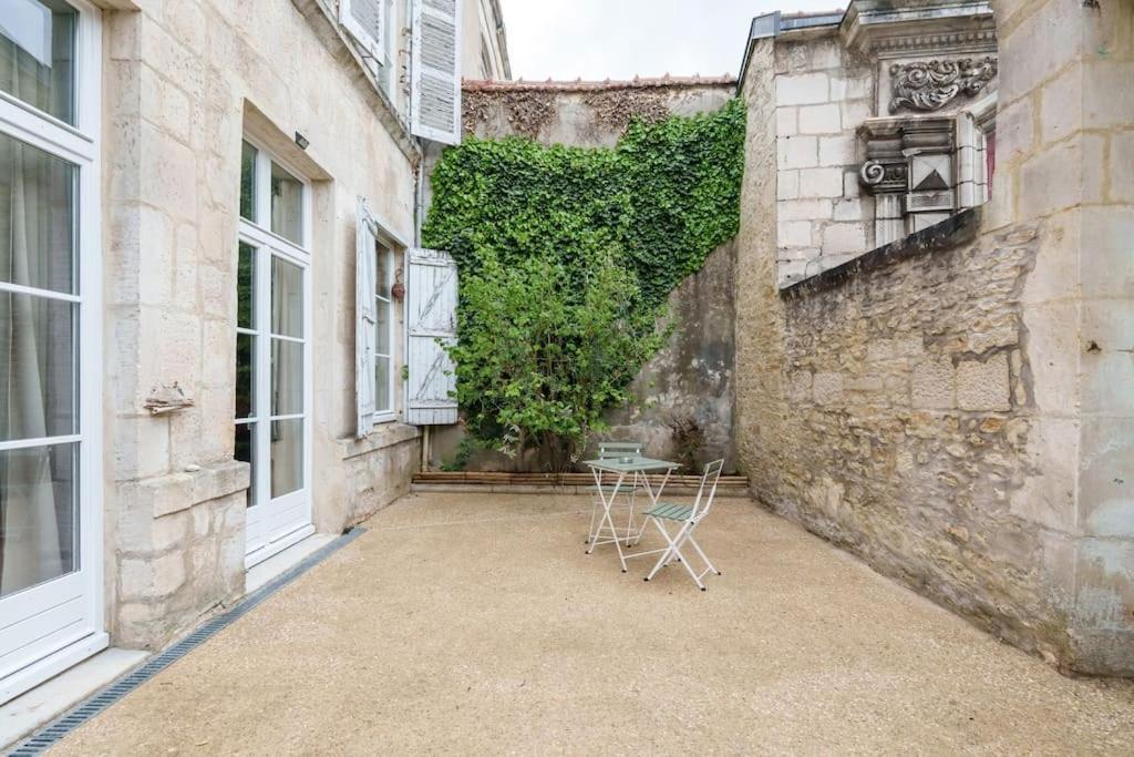 Appartement Lumineux Avec Cour Chaumont  Ngoại thất bức ảnh